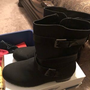 Women Boots